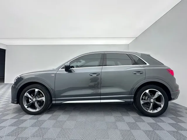 Audi Q3 — Фото автомобиля 8
