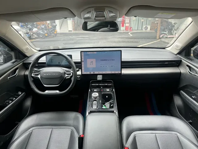 Wuling Starlight — Фото автомобиля 5