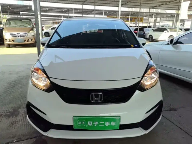 Honda Fit — Фото автомобиля 2