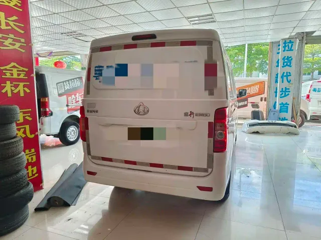 Changan Ruixing EM60 — Фото автомобиля 6