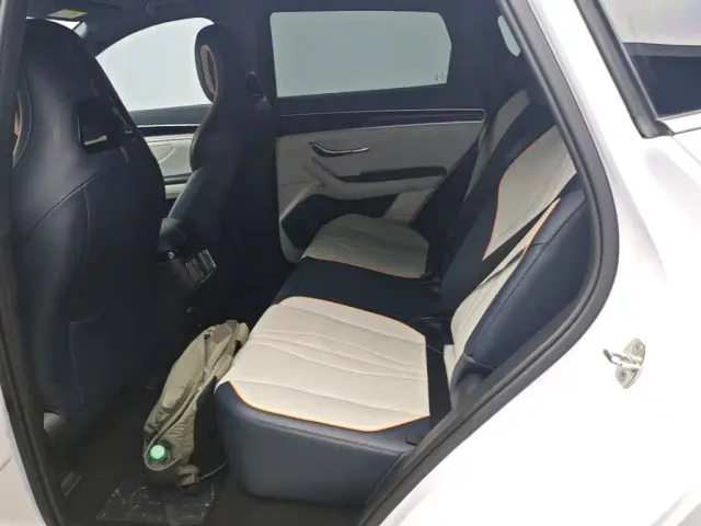 BYD Song PLUS — Фото автомобиля 16