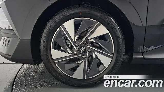 Hyundai Avante (CN8) — Фото автомобиля 5