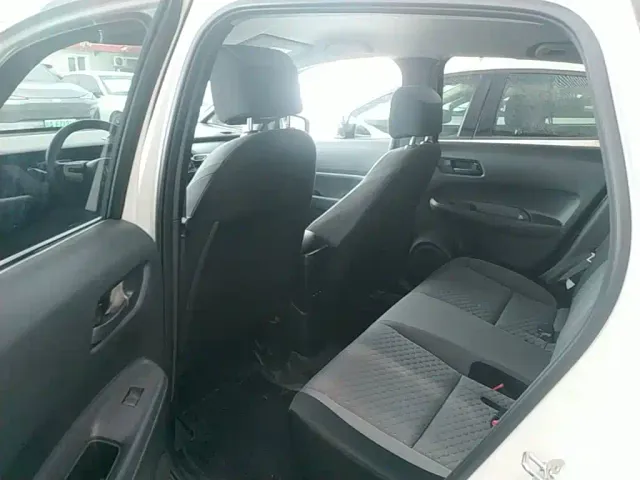 Honda Fit — Фото автомобиля 12