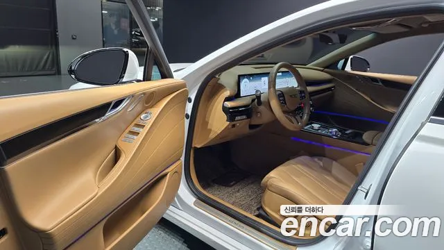 Genesis G80 Бензин 2.5 турбо 2WD — Фото автомобиля 10