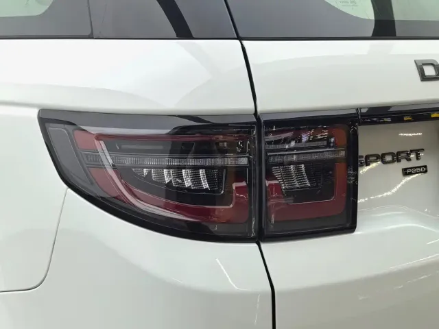 Land Rover Discovery Sport — Фото автомобиля 10