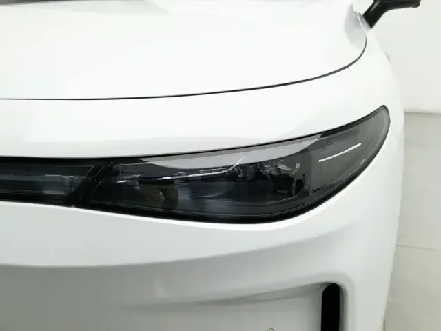 Leapmotor Leapmotor C10 2024 210 Smart Edition — Фото автомобиля 7