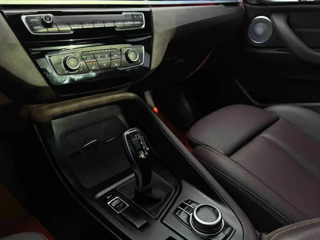 BMW X1 — Фото автомобиля 13