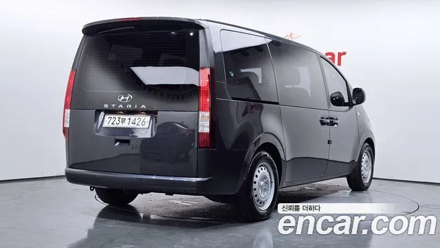 Hyundai Staria Staria Tourer 11 мест — Фото автомобиля 2