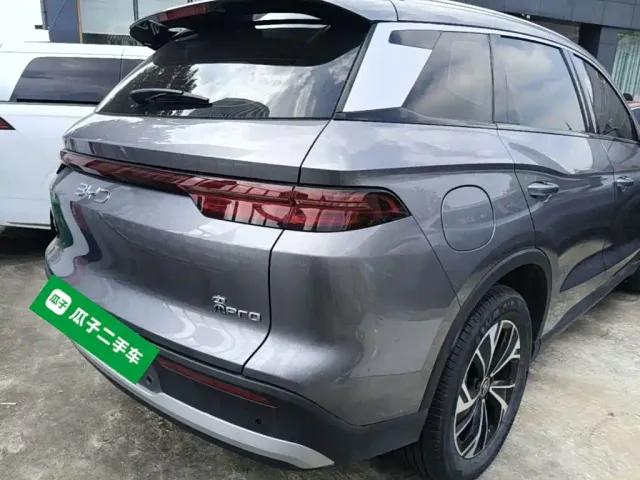 BYD Song Pro — Фото автомобиля 6