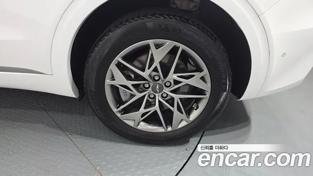 Genesis GV70 2.5T Бензин AWD — Фото автомобиля 21