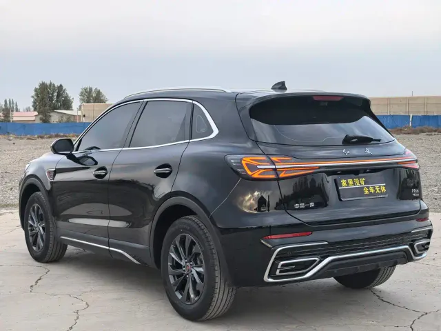 Hongqi HS5 — Фото автомобиля 7