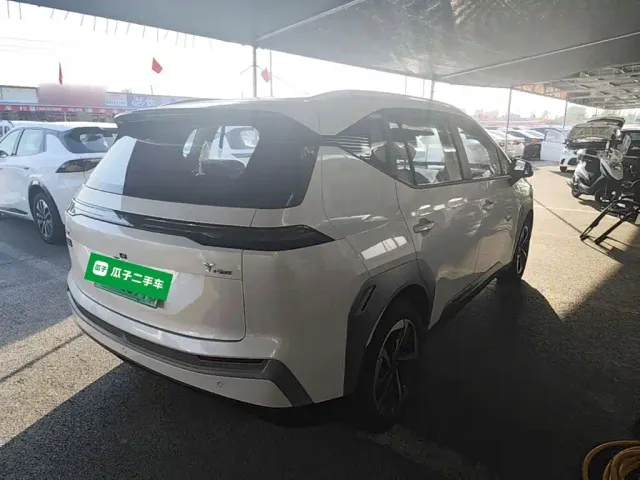 GAC Aion Y — Фото автомобиля 6