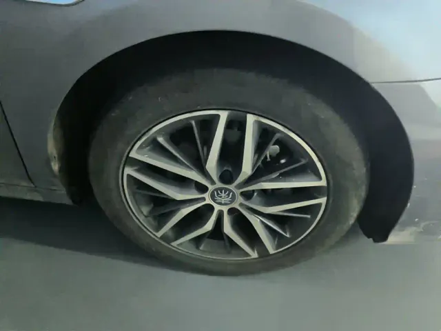 BYD Qin PLUS — Фото автомобиля 8