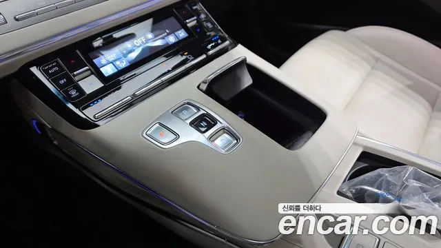 Hyundai Grandeur (New) Hybrid — Фото автомобиля 9