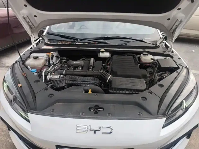 BYD Seal 06 — Фото автомобиля 19