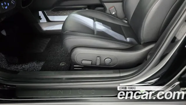 Hyundai Ioniq 6 — Фото автомобиля 27