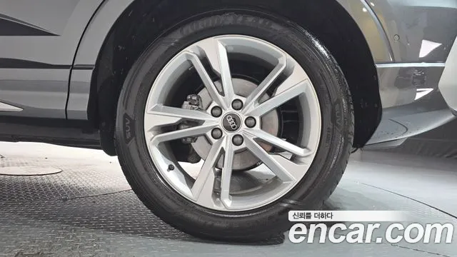 Audi Q3 35 TDI Premium Sportback — Фото автомобиля 18