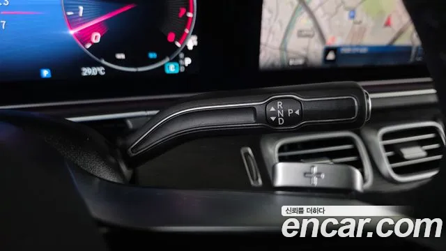 Mercedes-Benz GLE-Class — Фото автомобиля 9