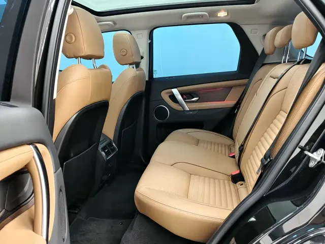 Land Rover Discovery Sport — Фото автомобиля 9