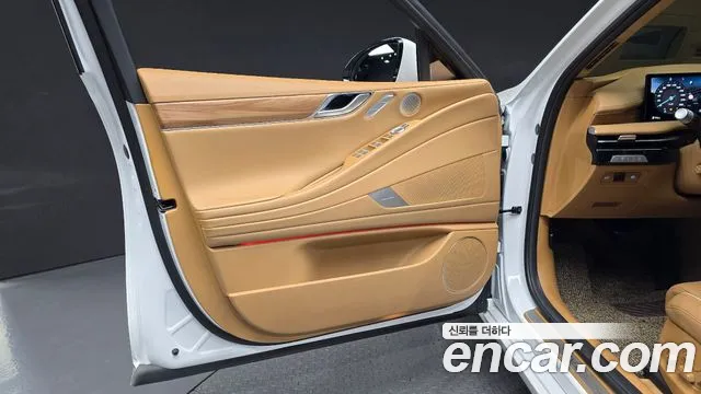 Genesis G80 Бензин 3.5 турбо AWD — Фото автомобиля 23