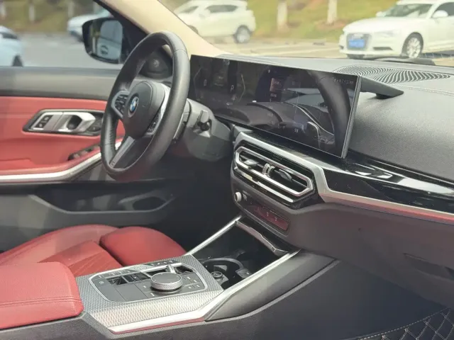 BMW 3 Series — Фото автомобиля 11