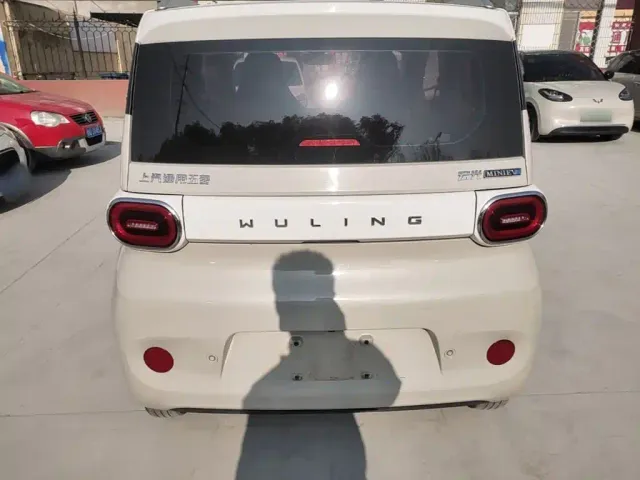 Wuling Hongguang Mini EV — Фото автомобиля 5