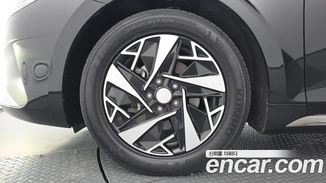 Hyundai Grandeur (New) Hybrid — Фото автомобиля 5
