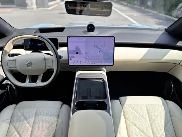 Nio ET5 — Фото автомобиля 9