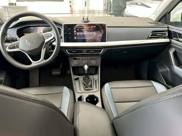 Volkswagen Lavida — Фото автомобиля 5