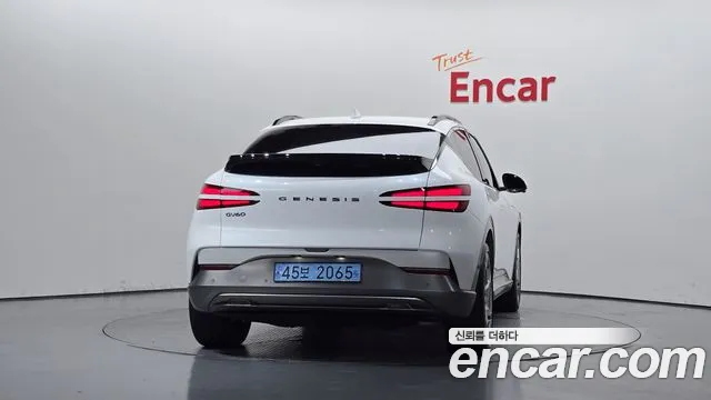 Genesis GV60 — Фото автомобиля 4