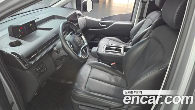 Hyundai Staria — Фото автомобиля 10