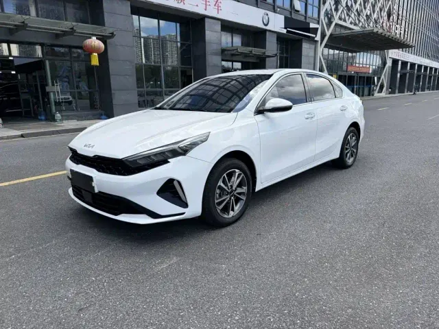Фотография автомобиля — Kia K3