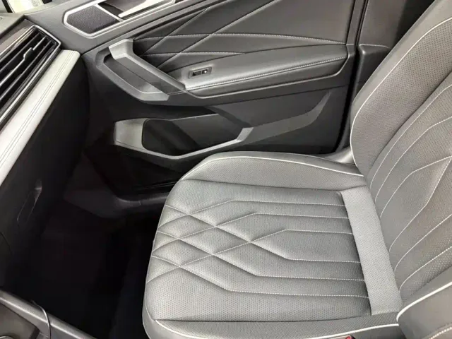 Volkswagen Tiguan L — Фото автомобиля 13