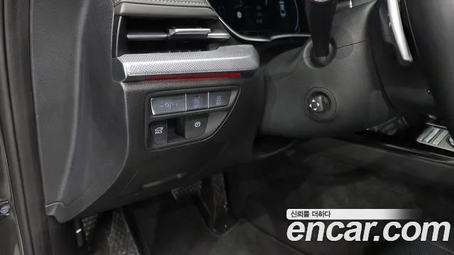 Genesis G80 Бензин 3.5 турбо AWD — Фото автомобиля 15