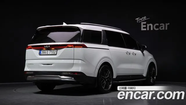 Kia Canival Carnival 4 поколение Дизель 7 мест Signature — Фото автомобиля 2