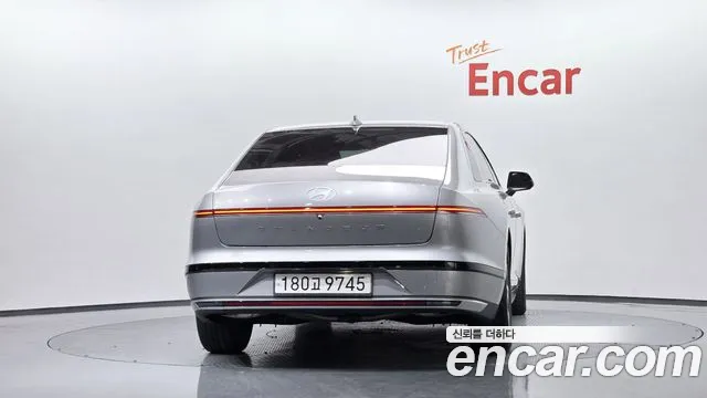 Hyundai Grandeur Grandeur (GN7) 3.5 LPG 2WD (Такси) — Фото автомобиля 4