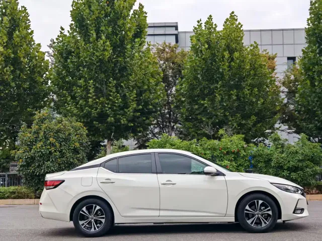 Nissan Sylphy — Фото автомобиля 4