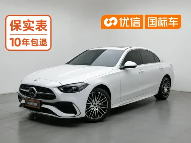Фотография автомобиля — Mercedes-Benz C-Class