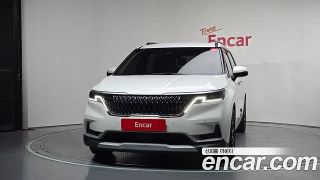 Kia Canival Carnival 4 поколение Дизель 9 мест Prestige — Фото автомобиля 3