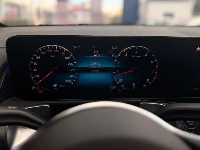 Mercedes-Benz GLB-Class — Фото автомобиля 27