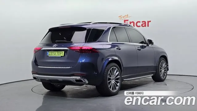 Mercedes-Benz GLE-Class — Фото автомобиля 2