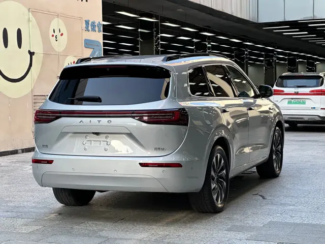 Aito M7 — Фото автомобиля 18