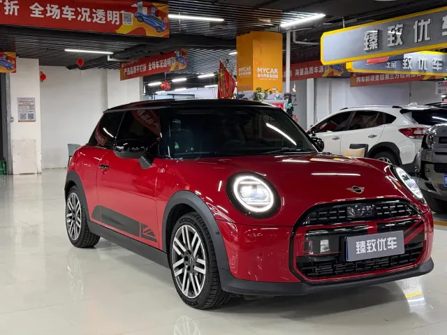 MINI Hatch — Фото автомобиля 3