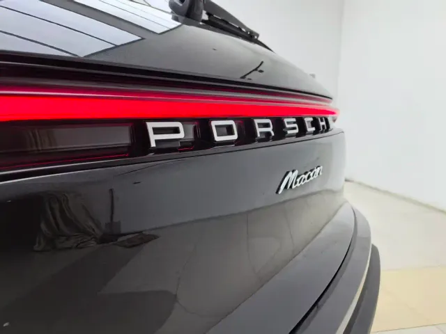 Porsche Macan — Фото автомобиля 20