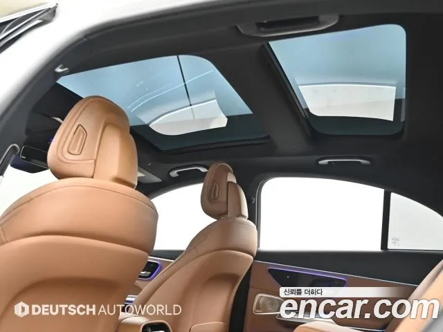Mercedes-Benz E-Class — Фото автомобиля 18