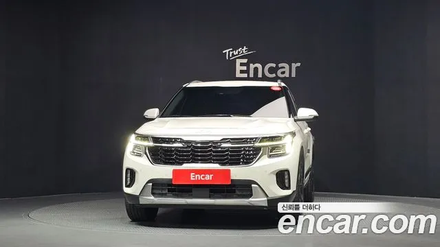 Kia Seltos Новый Seltos Бензин 2.0 2WD — Фото автомобиля 2