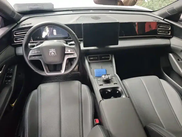BYD Qin L 2025 DM-i Smart Drive Edition 80KM Leading — Фото автомобиля 10