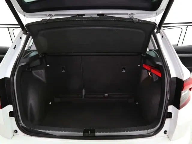 Skoda Karoq — Фото автомобиля 10