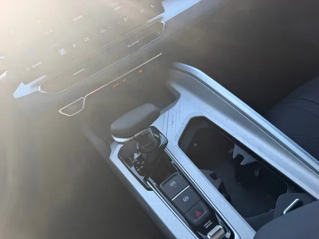 Geely Xingrui — Фото автомобиля 14