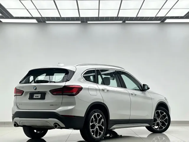 BMW X1 — Фото автомобиля 6